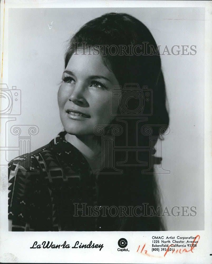 1975 Press Photo LaWanda Lindsey Singer - mjb06068 - Historic Images