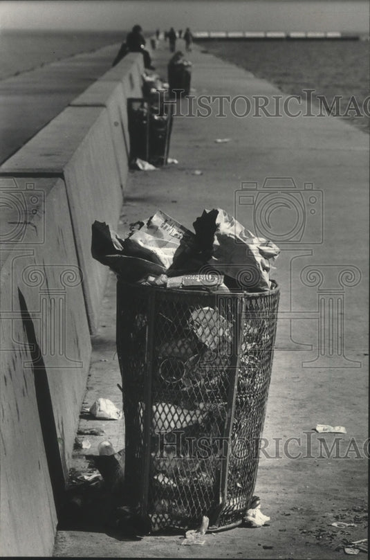 1985 Litter Piled Up At McKinley Marina On the Lakefront, Milwaukee - Historic Images