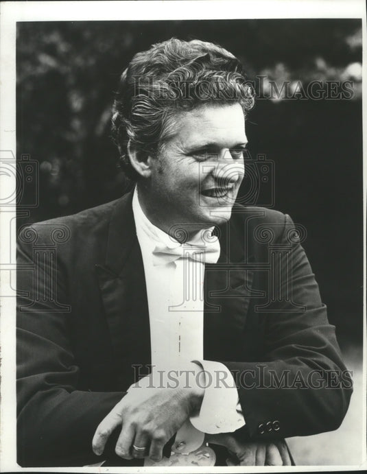 Press Photo Frank Little, Tenor, "Singing is the Main Thing" - mjb06141 - Historic Images