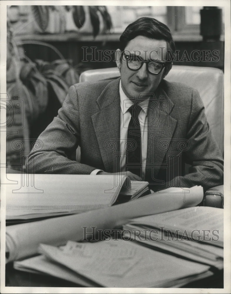 1972 Press Photo J. William Little, Wauwatosa City Manager - mjb06147- Historic Images
