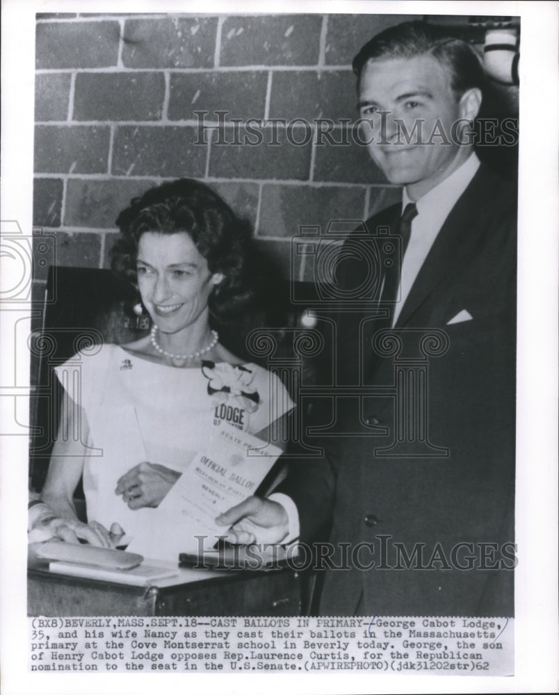 1962 Press Photo Nancy and George Cabot Lodge vote in a primary election - Historic Images