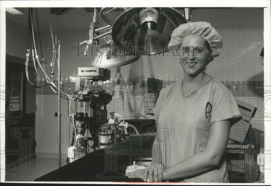 1989 Press Photo Liver Transplant At Milwaukee St. Mary's Hospital Darcy Weber - Historic Images