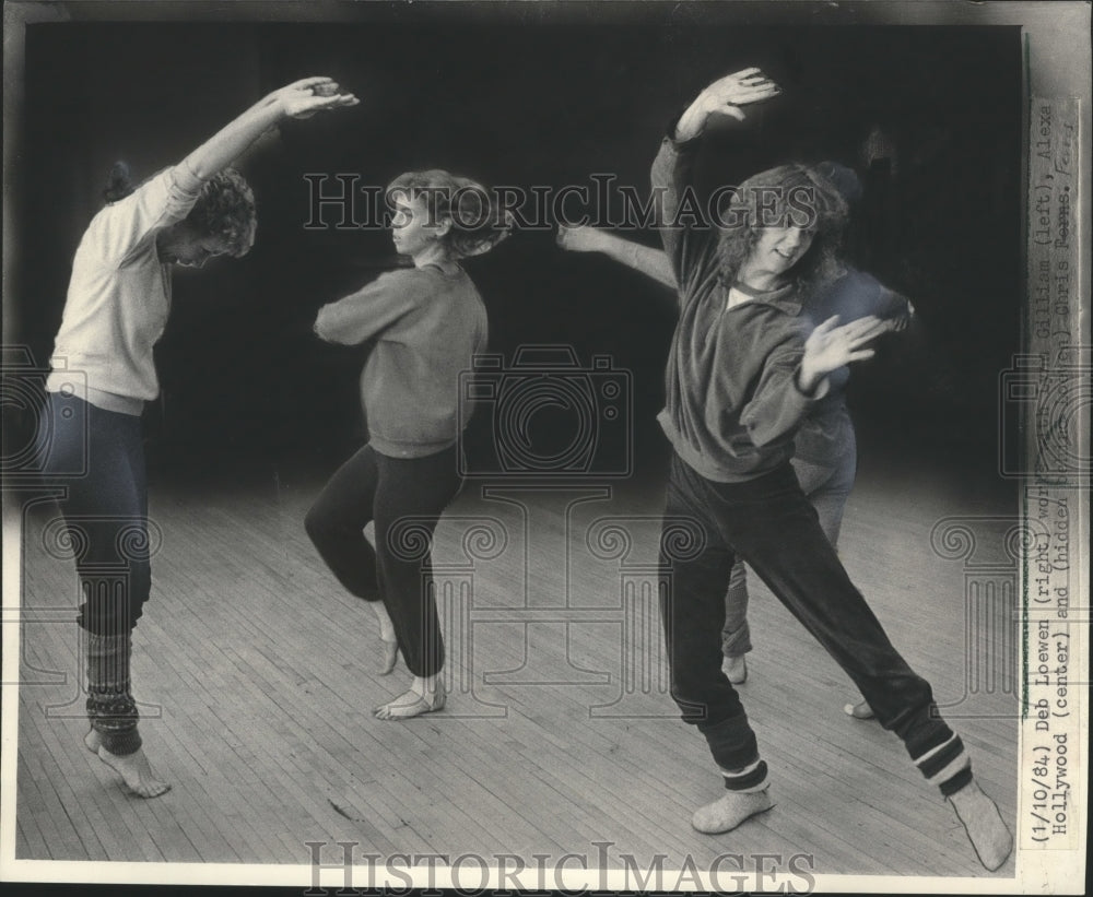 1984 Press Photo Debra Loewen and others work and rehearse for concerts - Historic Images