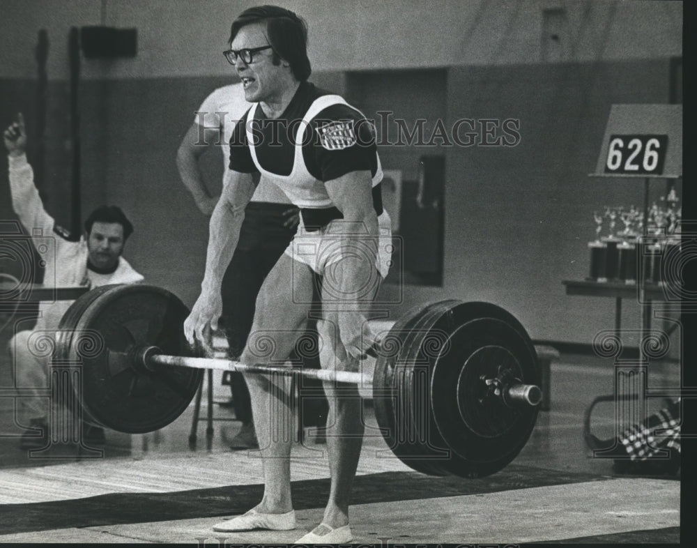 1974 Press Photo Richard Luckman misses world record, at Wisconsin Power Lift - Historic Images