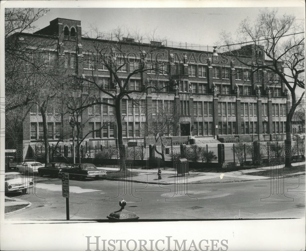 1966 Press Photo Lincoln High School in Milwaukee, Wisconsin - mjb09273-Historic Images