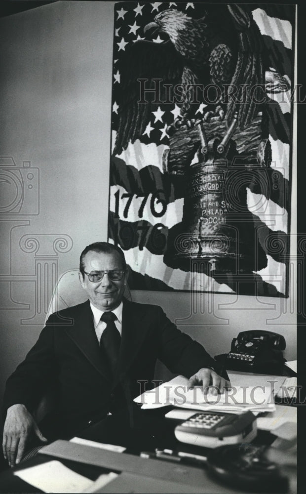 1979 Press Photo Municipal Judge Nicholas Lucas Jr., at his West Allis Office. - Historic Images