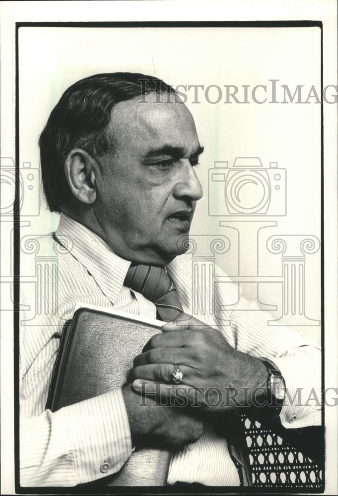 1984 Press Photo Sir Lionel Luckhoo, former lawyer for cult leader Jim Jones - Historic Images