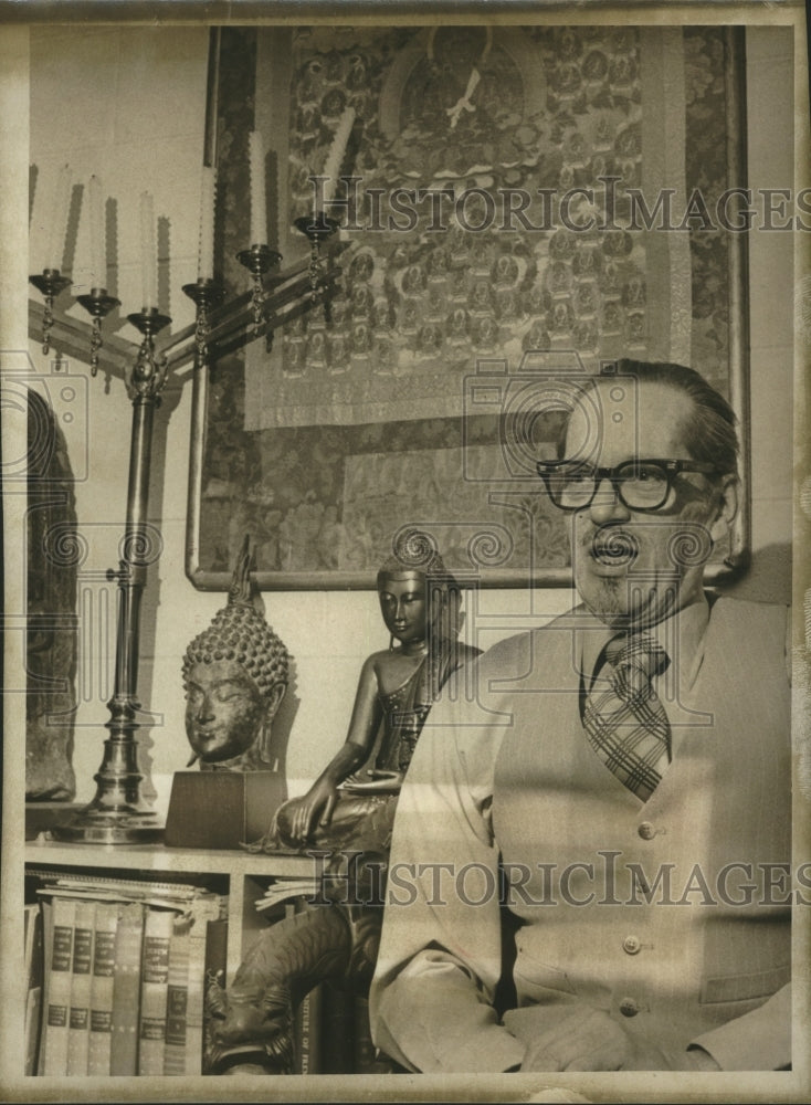 1978 Milwaukee Museum Curator of History John Luedtke In His Office-Historic Images