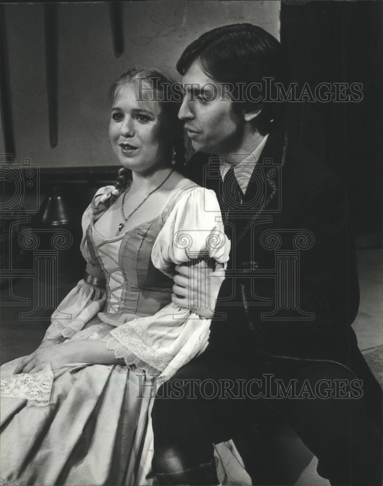 1982 Press Photo Penny Leigh Ludtke and John Daugherty in &quot;The Bartered Bride&quot; - Historic Images