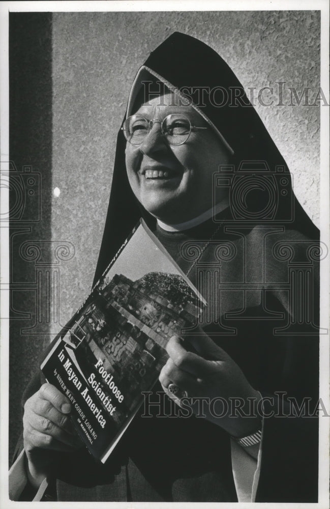 1966 Press Photo Mary Knoll Sister Mary Corde Lorang, U.S.scientist and author- Historic Images