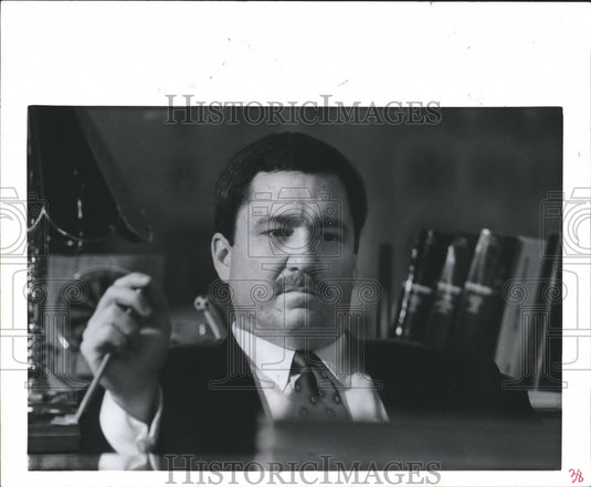 1990 Press Photo Pat Fieldler, U.S. Attorney, Head of Wis. Dept. of Corrections - Historic Images