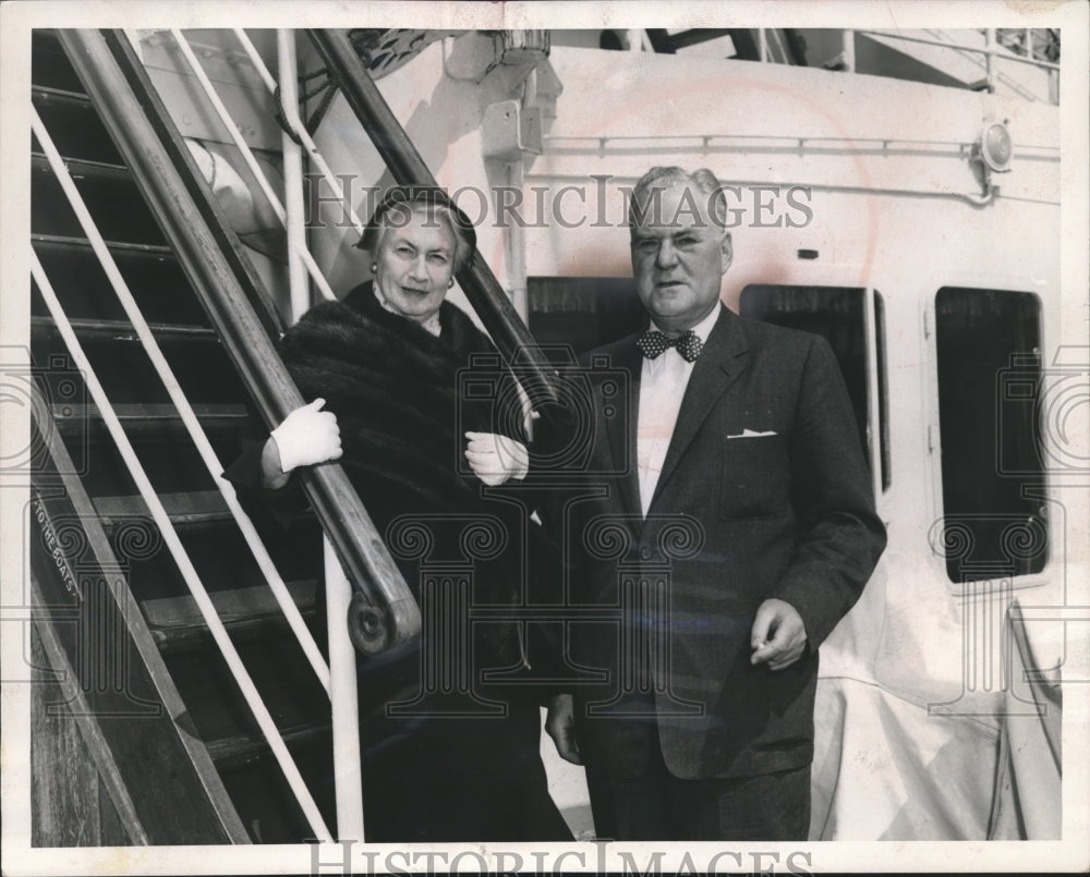 1955 Press Photo Martin Fladoes, seen here with his wife on deck of Noordam-Historic Images