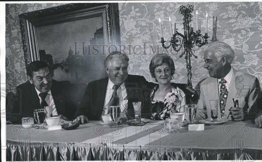 1973 Press Photo Ray Fleming, County Clerk, Laughs with Dinner Guests-Historic Images