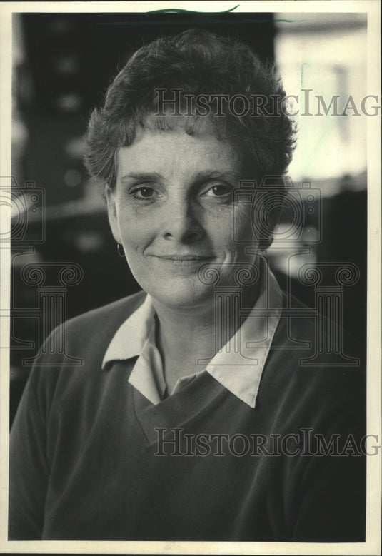 1987 Press Photo Patricia Flannery, director of Guest House Shelter Milwaukee - Historic Images