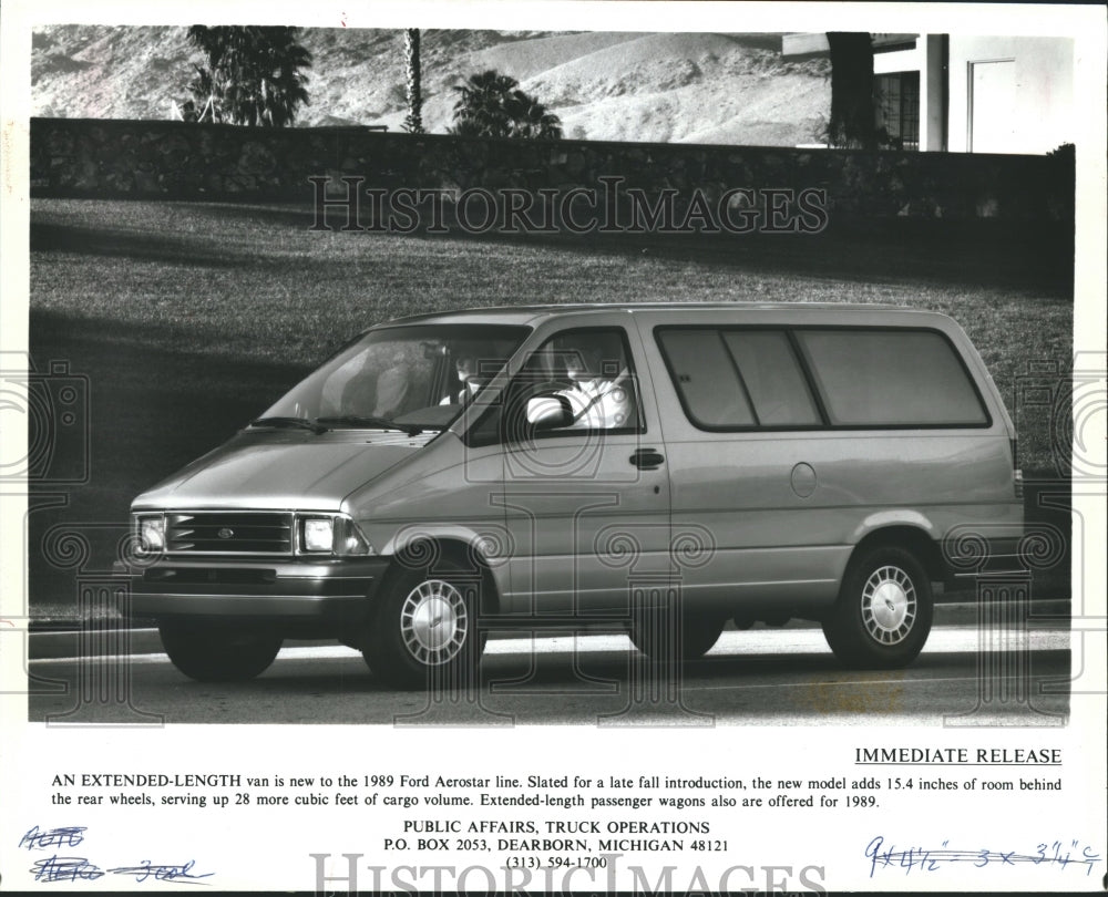 1989 1989 Ford Aerostar offers extended-length model-Historic Images