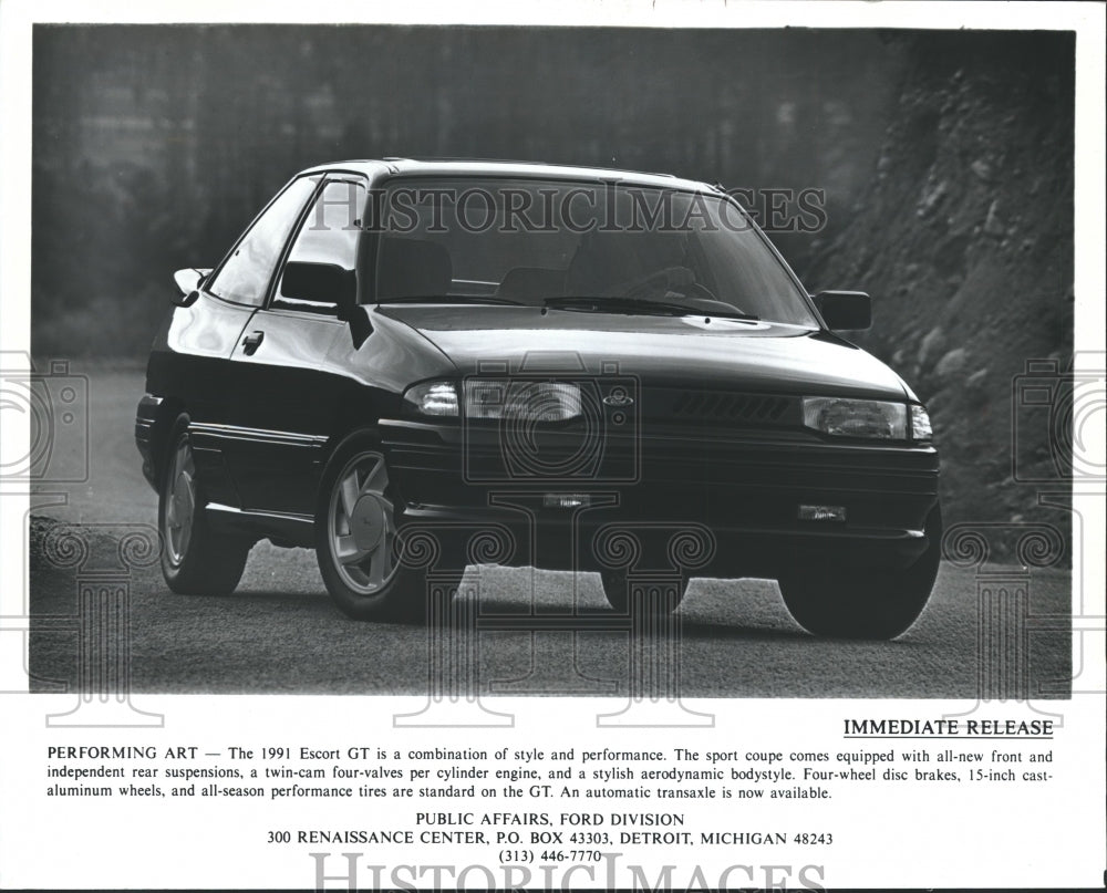 1990 Press Photo 1991 Ford Escort GT Model Car - mjb12399 - Historic Images