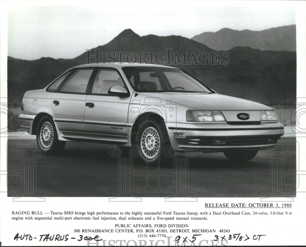 1988 Press Photo The new Ford Taurus SHO - mjb12680 - Historic Images