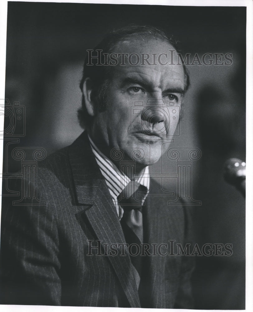 1976 George McGovern Visits Wisconsin-Historic Images