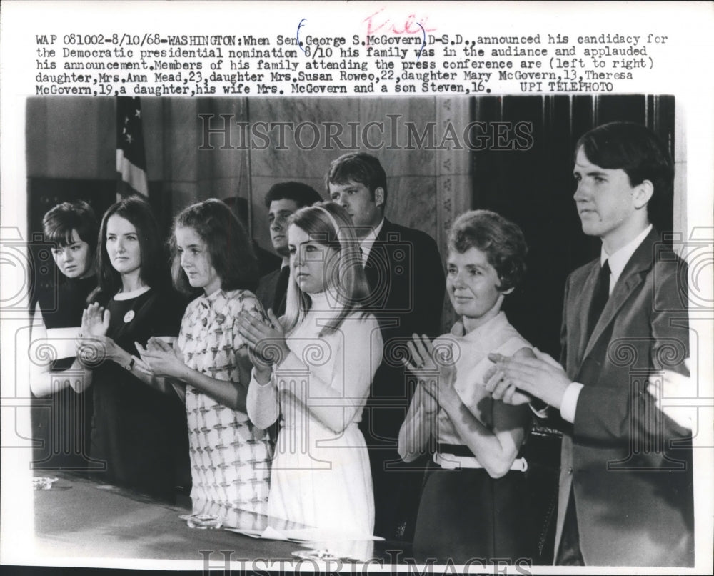 1968 Press Photo George McGovern family clapping at announcement, Washington. - Historic Images