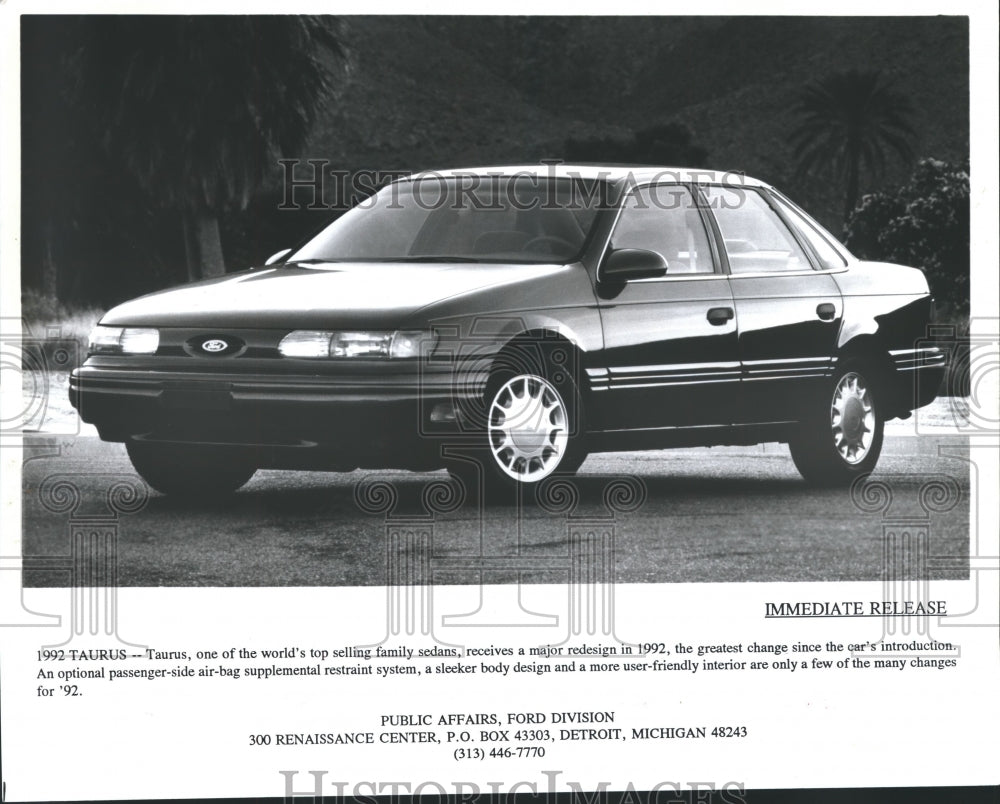1991 Press Photo Ford Taurus - major redesign for 1992 - mjb14208 - Historic Images