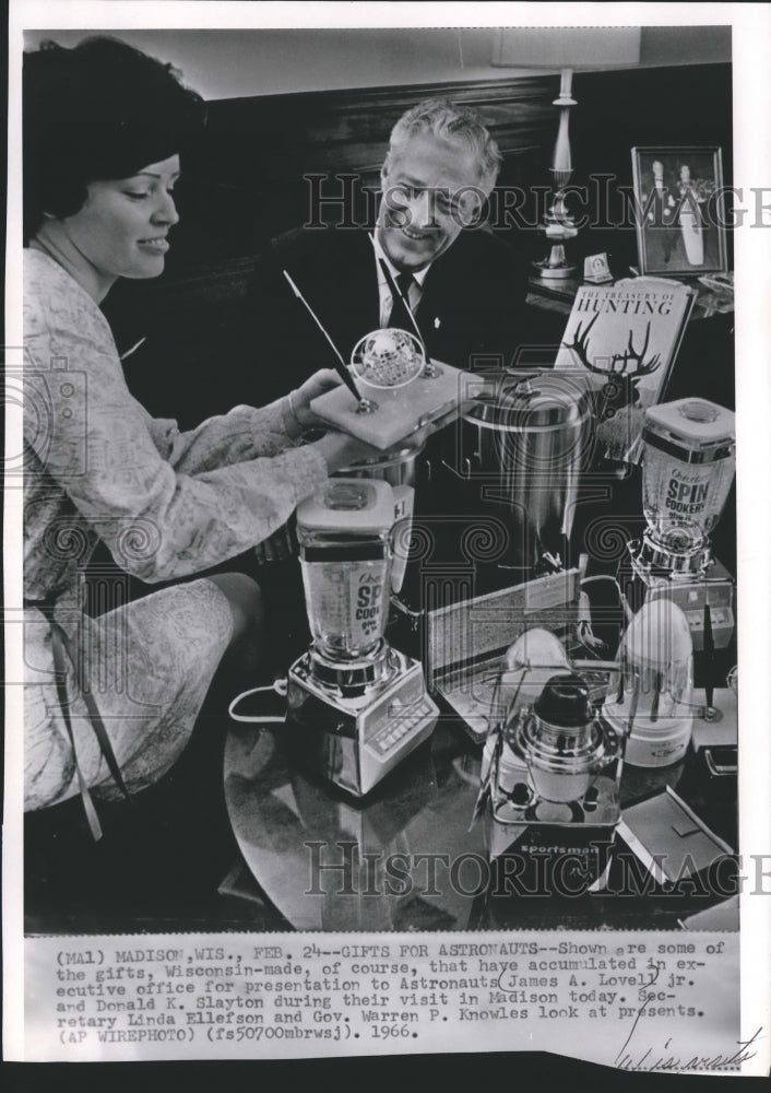 1966 Press Photo Gifts intended for Wisconsin astronaut James Lovell in Madison-Historic Images