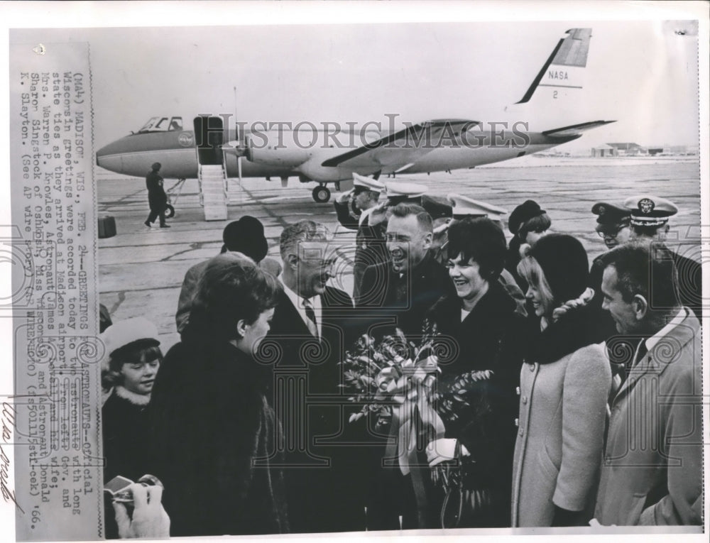 1966 Press Photo Astronauts James Lovell and Donald Slayton Greeted In Madison-Historic Images
