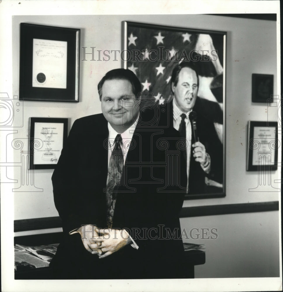 1993 Press Photo Conservative talk radio host Rush Limbaugh - Historic Images