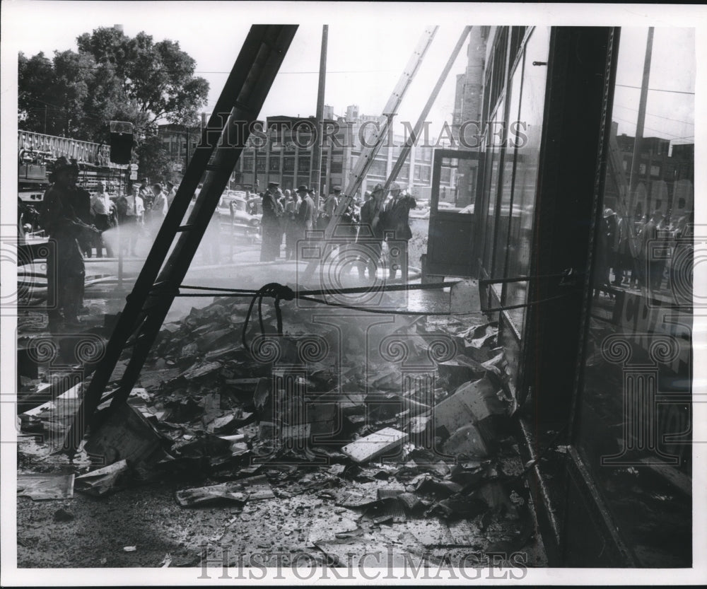 1957 Press Photo H. F. Auler Company Fire on Broadway in Milwaukee, Wisconsin - Historic Images