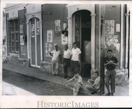 1968 Press Photo Election posters for Luis Prieto in small-town Venezuela-Historic Images