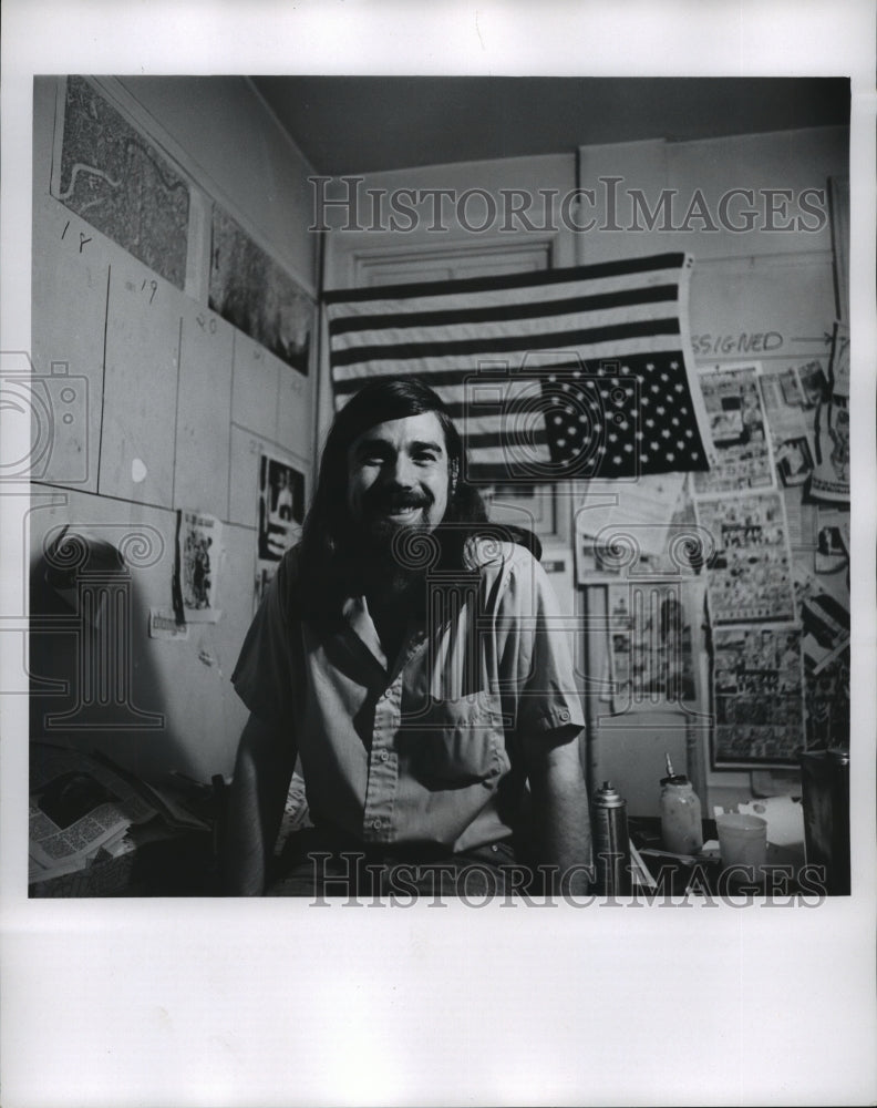 1971 Press Photo Dennis Gall, Kaleidescope Editor, Milwaukee - mjb18534-Historic Images