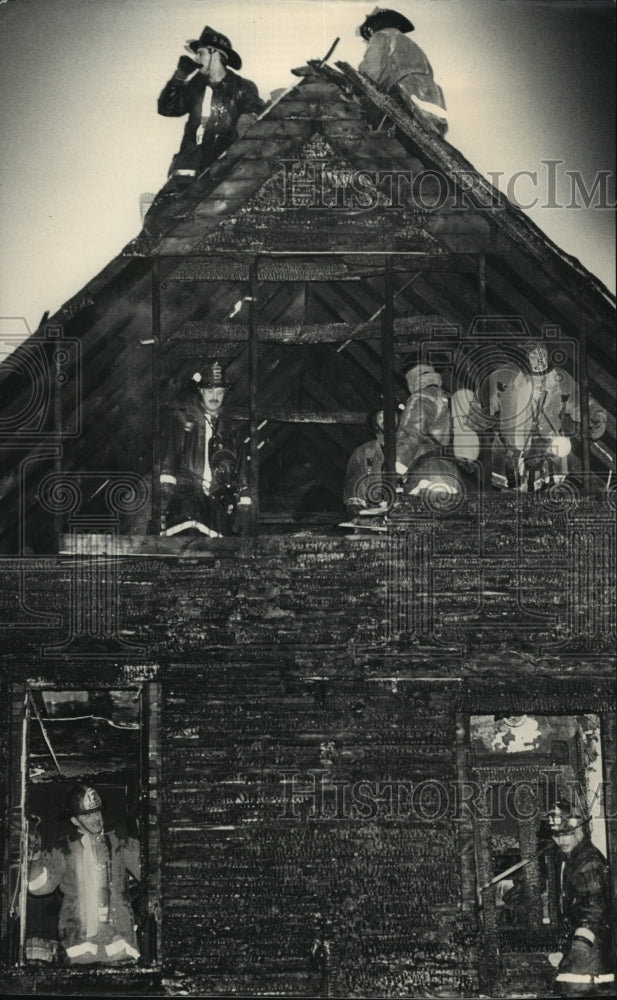 1987 Press Photo House After Fire, North 12th Street, Milwaukee, Wisconsin - Historic Images