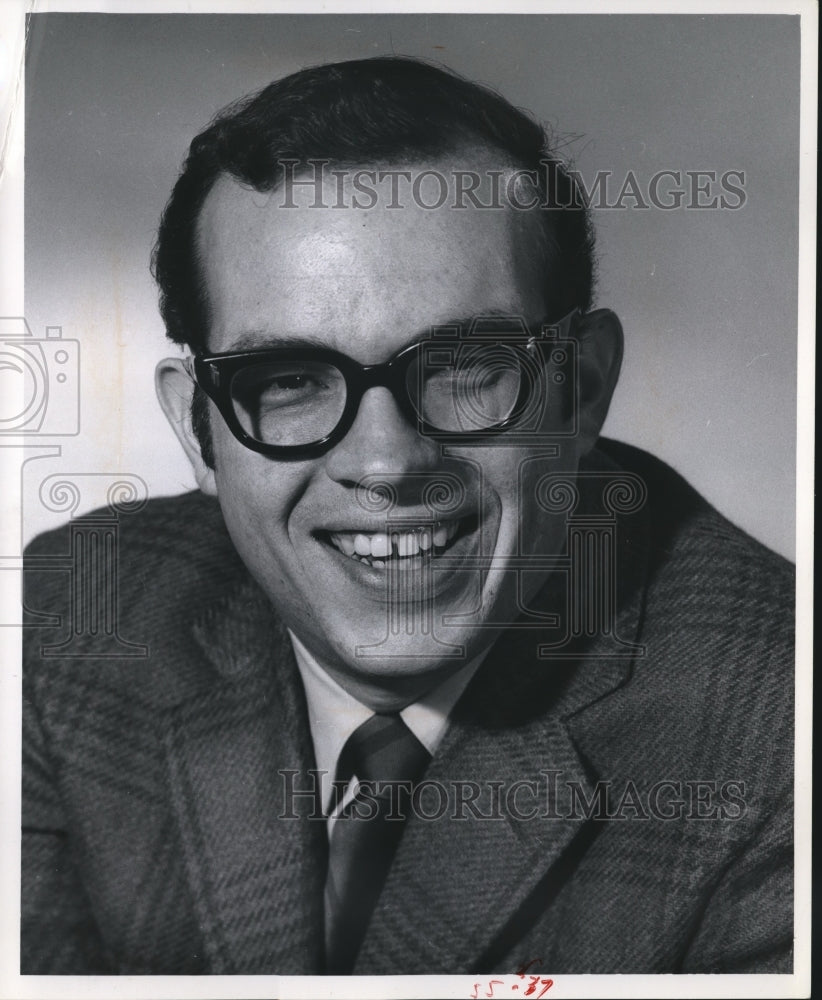 1971 Press Photo William Bill McCollough, Milwaukee announcer - mjb18935 - Historic Images