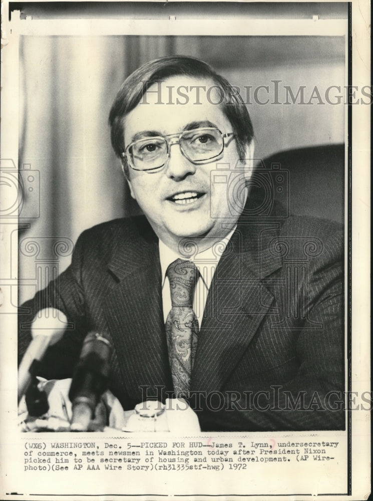 1972 Press Photo Undersecretary of Commerce James T. Lynn - mjb19064 - Historic Images