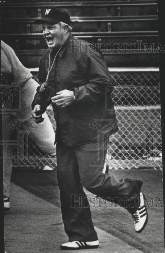 1979 University of Wisconsin football coach Dave McClain-Historic Images