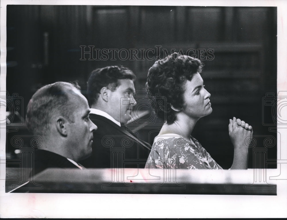 1962 Press Photo Mrs. Phyllis Lyon and Husband Edward at Circuit Court Hearing - Historic Images