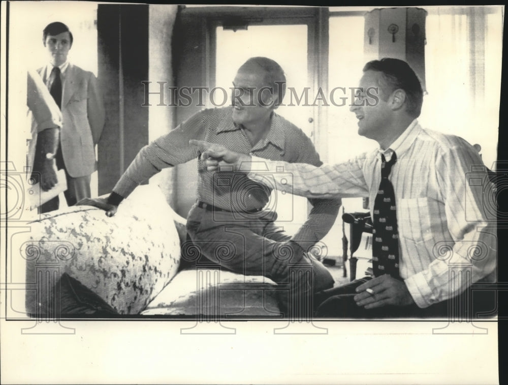 1972 Press Photo Senators George S. McGovern and Thomas F. Eagleton in Hotel - Historic Images