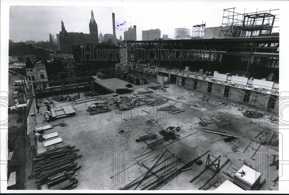 1961 Press Photo Construction of New Addition to Milwaukee Journal Building - Historic Images