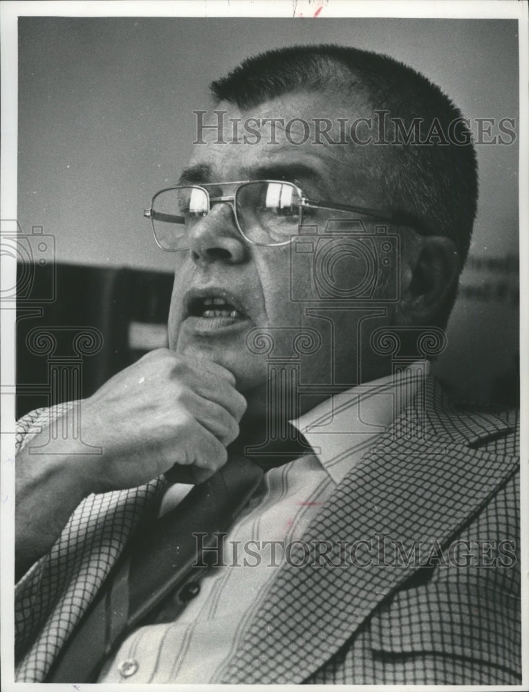 1978 Press Photo R. J. McMahon, Wisconsin Commission of Savings and Loan - Historic Images