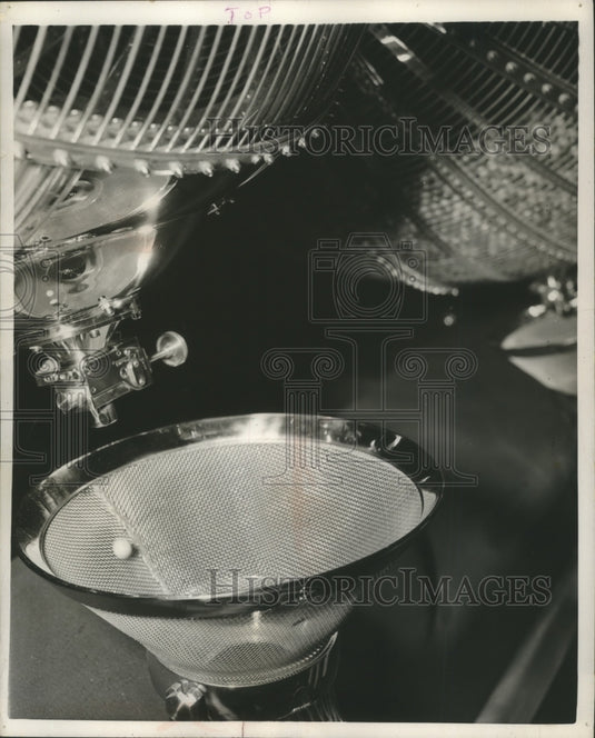 1952 Press Photo Lottery ball pops out of a cage - mjb21286-Historic Images