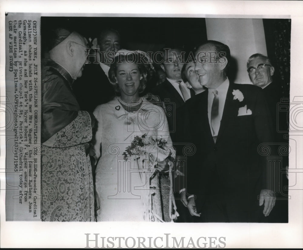 1965 Press Photo Francis Cardinal Spellman congradulates Mr. and Mrs. Wagner - Historic Images