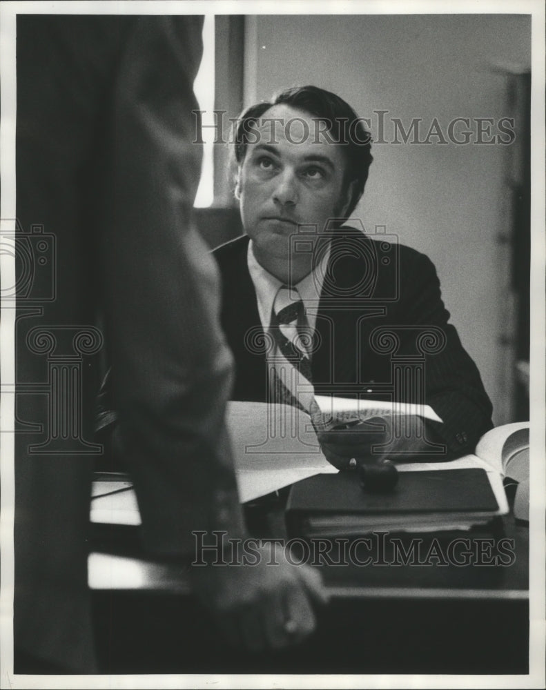 1973 Press Photo Tim Garrity, Assistant D.A. Milwaukee, Wisconsin - mjb22458 - Historic Images