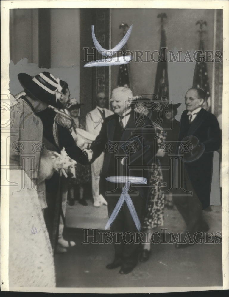 1939 Press Photo Vice President John N. Garner at Arrival of King George- Historic Images