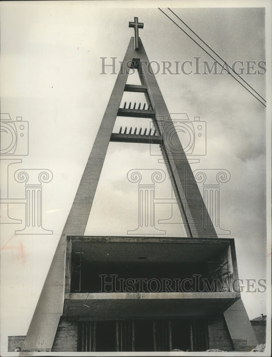 1961 Press Photo Saint Konrad's Catholic Church in Offenbach, Germany-Historic Images