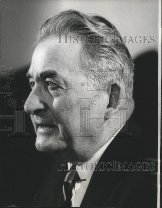 1965 Press Photo Robert P. Gerholz President or the Chamber of Commerce - Historic Images