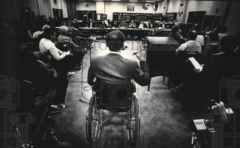 1988 Press Photo Disabled People Testify at Greenfield Common Council Meeting - Historic Images