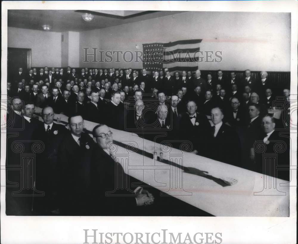 1925 The Men's Club meeting at Grand Avenue Congregational Church - Historic Images