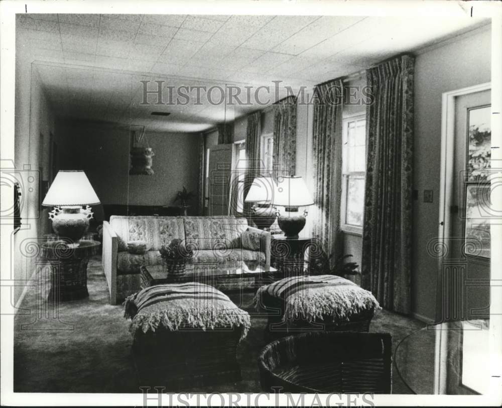 1983 Press Photo Condominium, Interior, in Green Lake, Wisconsin - mjb23363 - Historic Images