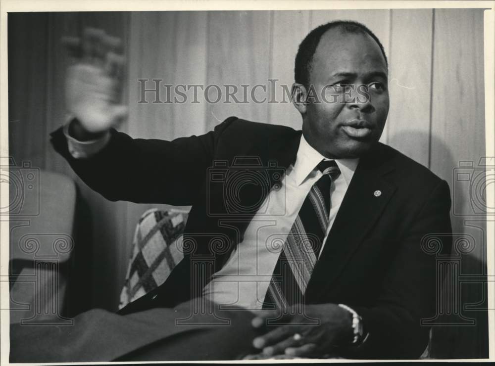 1986 Press Photo Reuben Greenberg, police chief in Charleston, South Carolina. - Historic Images