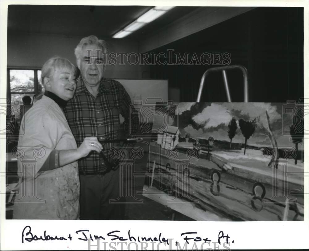 1994 Press Photo Barbara and Jim Schinneller by her painting, Green Lake, WI. - Historic Images