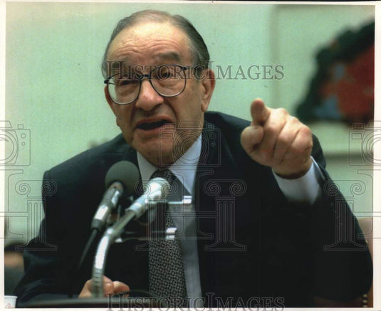 1994 Press Photo Alan Greenspan testifying about interest rates on Capitol Hill - Historic Images